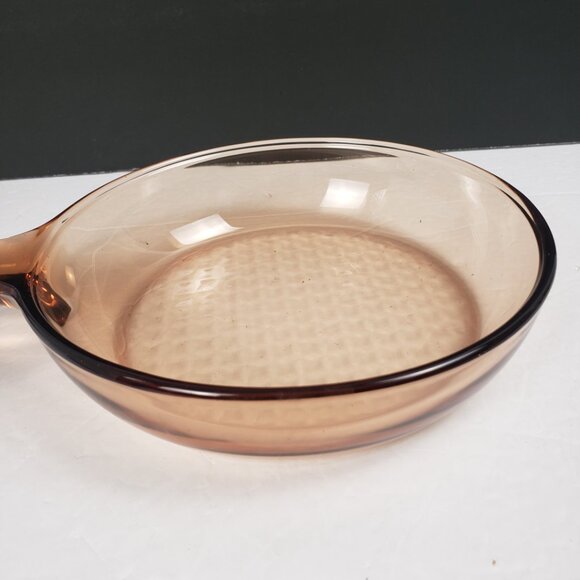 Visions Corning 7" Amber Glass Frying Pan Oven Stove Pyrex Vintage Cook Bake - Picture 5 of 13
